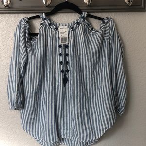 NWT M Forever 21 Cold Shoulder Blouse